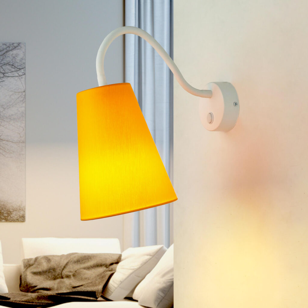 Kinder-Wandleuchte in Orange mit Schalter