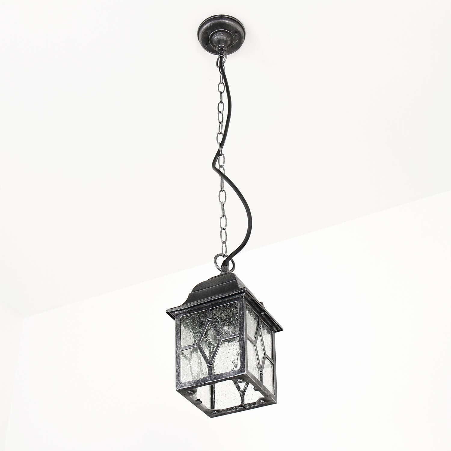 Klassische Pendelleuchte in antik silber Klassische Pendelleuchte in antik silber