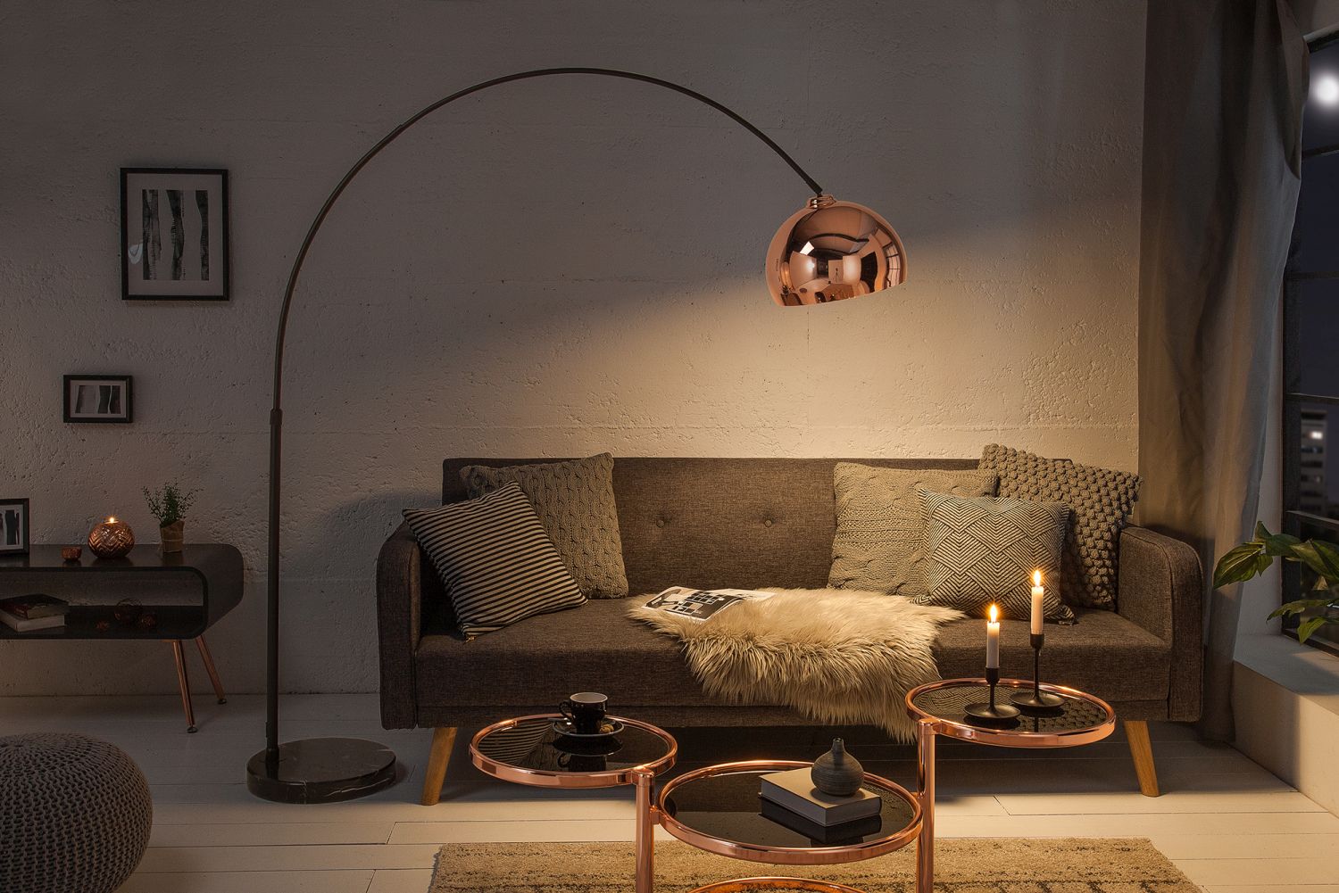 Bogenlampe Bauhaus Design verstellbar in Roségold Bogenlampe Bauhaus Design verstellbar in Roségold