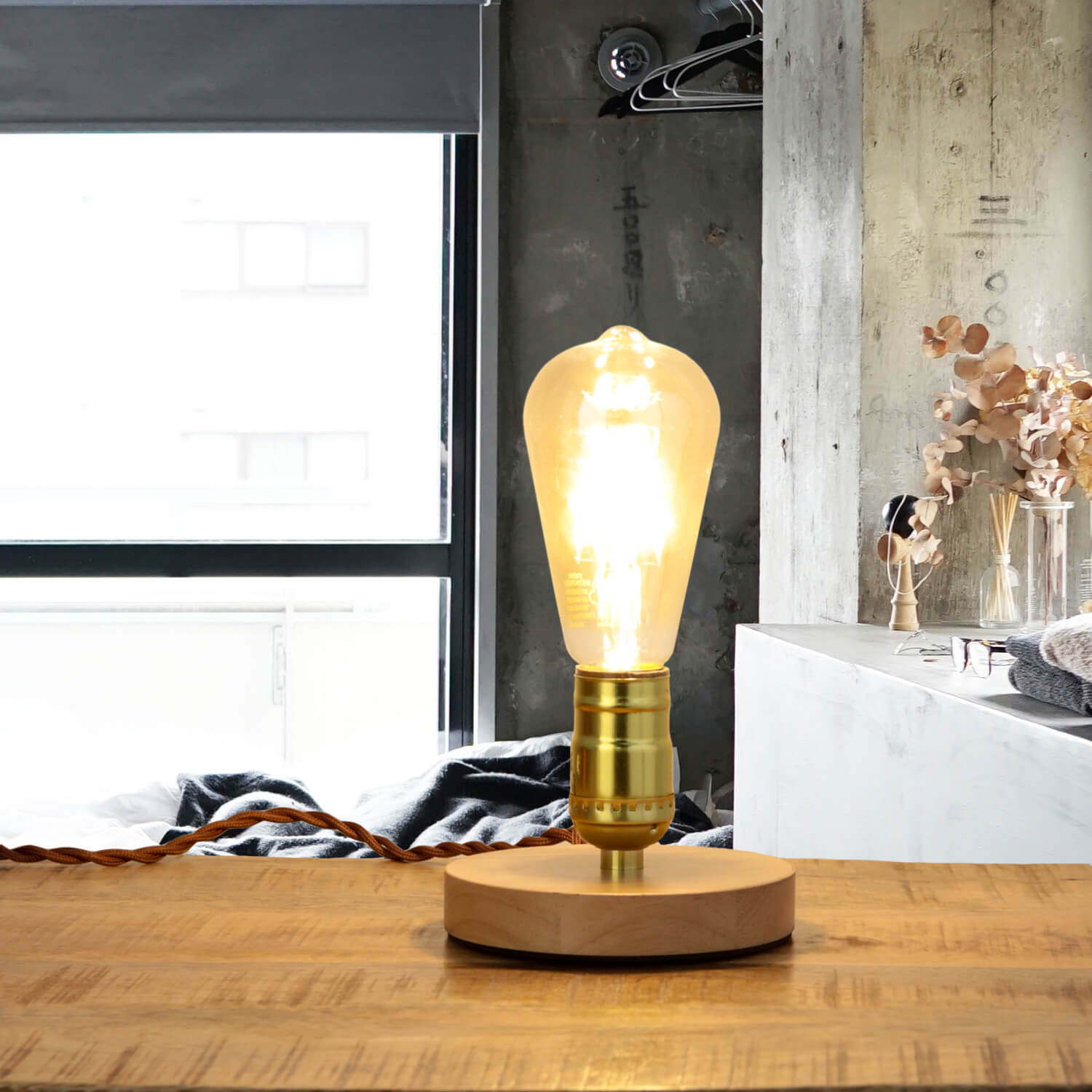 Dekorative Tischlampe EDISON Industrial Design rund Dekorative Tischlampe EDISON Industrial Design rund