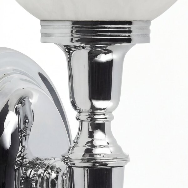 Wandlampe Bad IP44 aus Messing Glas spritzwasserdicht