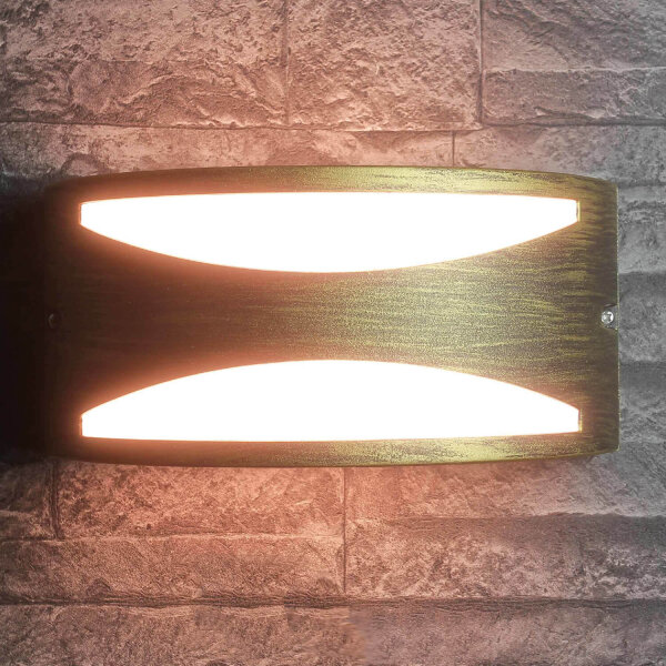 Außenwandleuchte IP54 in Gold antik halbrund Rustikal
