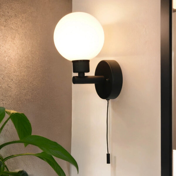 Badlampe Wand IP44 Schwarz Weiß G9 Zugschalter Kugelschirm