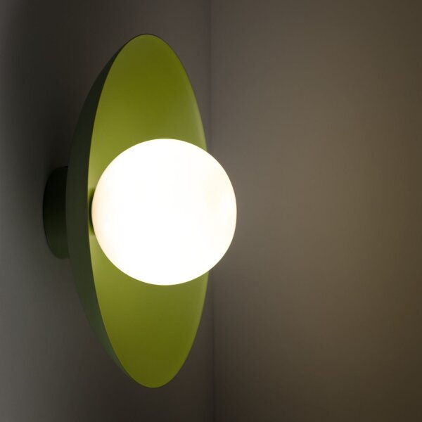 Grüne Wandlampe Glaskugel blendarm G9 B:28 cm wohnlich