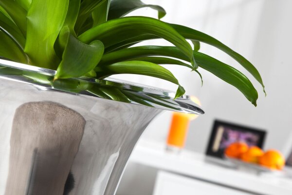 Vase Metall Ø 40 cm  H: 70 cm in groß Silber