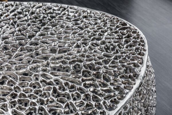 Couchtisch Metall in Silber 122 x 122 cm Handarbeit