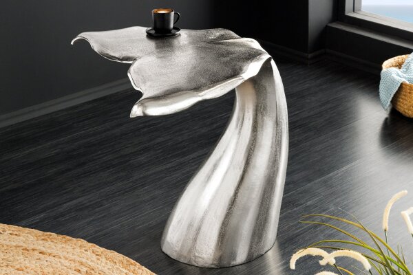 Beistelltisch Metall in Silber 57x50 cm Handarbeit