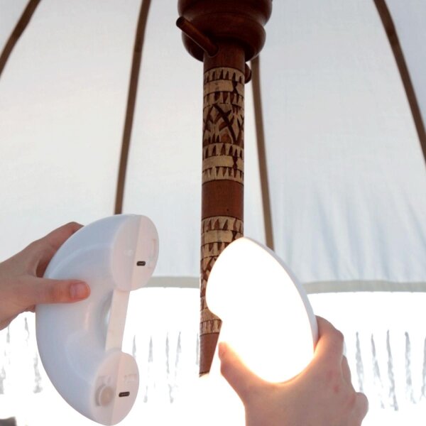LED Sonnenschirmleuchte Ø 20 cm Farbwechsel RGBWW Akku