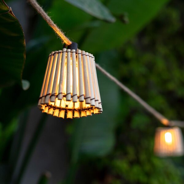 LED Lichterkette mit Stecker 5m IP44 2200K Bambus Outdoor
