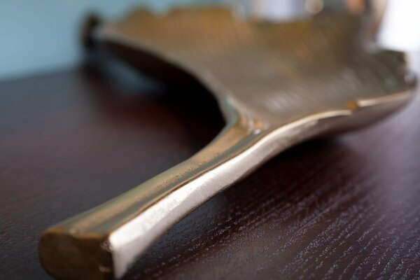 Dekoschale Metall Handarbeit 64 cm lang in Gold Blatt Design