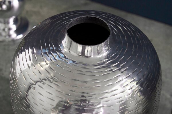 Dekovase 2er Set Hammerschlag Metall Unikat in Silber