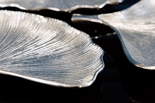 Schale Metall in Silber L: 28 cm Ginko Handarbeit Asiatisch