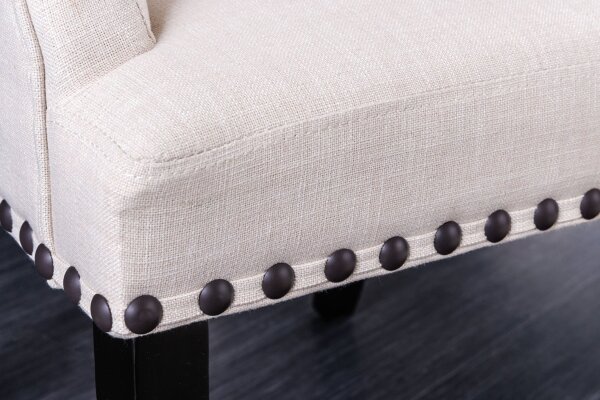 Polsterstuhl mit Armlehne Beige aus Stoff Holz Chesterfield