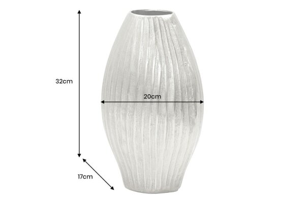 Deko Vase Metall H: 32 cm in Silber Handarbeit Hammerschlag