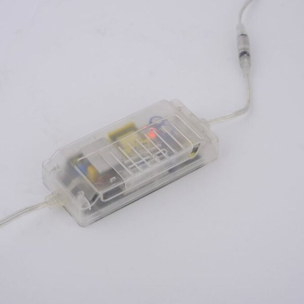 Dimmbare LED Stehleuchte 11 W 156 cm in Messing matt
