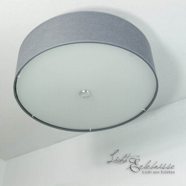 Graue Deckenlampe Viviane mit Stoffschirm