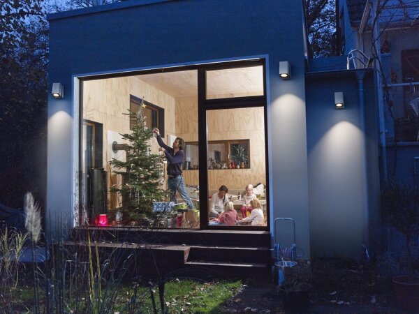 Wandstrahler verstellbar Weiß Alu IP44 GU10 OSRAM