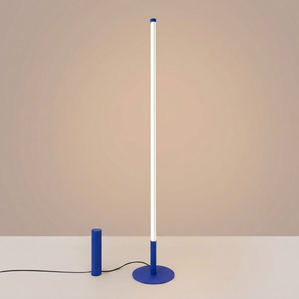 LED Stehleuchte dimmbar Ultramarin 3000K 150 cm Ø3,5 cm