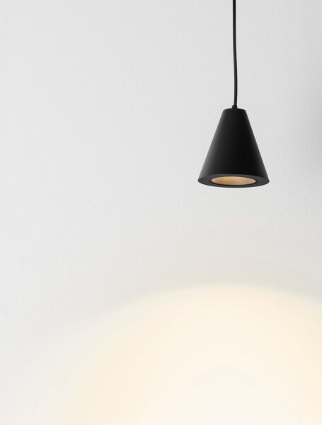 LED Pendelleuchte schmal 6 cm breit Schwarz höhenverstellbar