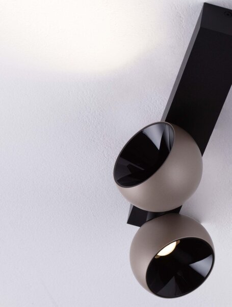 LED Wandleuchte dimmbar 36 cm breit in Schwarz Champagner