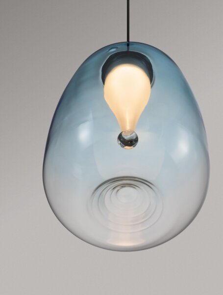 LED Pendelleuchte rund Ø 16 cm Schwarz Blau höhenverstellbar