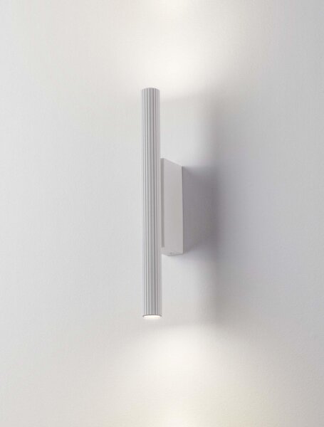 LED Wandleuchte Weiß 30 cm hoch Up Down warmweiß OLIVE
